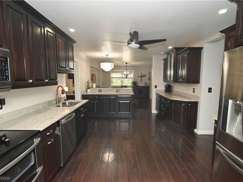 7055 S Palmyra Road, Canfield, OH 44406 Photo 12