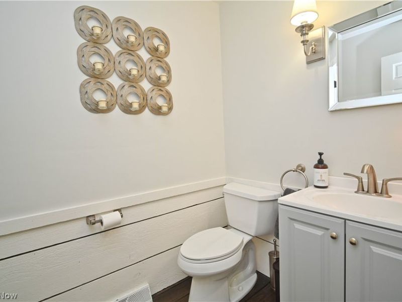7055 S Palmyra Road, Canfield, OH 44406 Photo 13