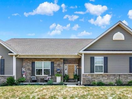 113 SIANNA CIRCLE Wernersville, PA 19565