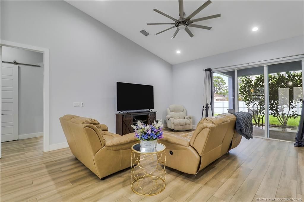 6216 NW West Deville Circle, Port Saint Lucie, FL 34986 Photo