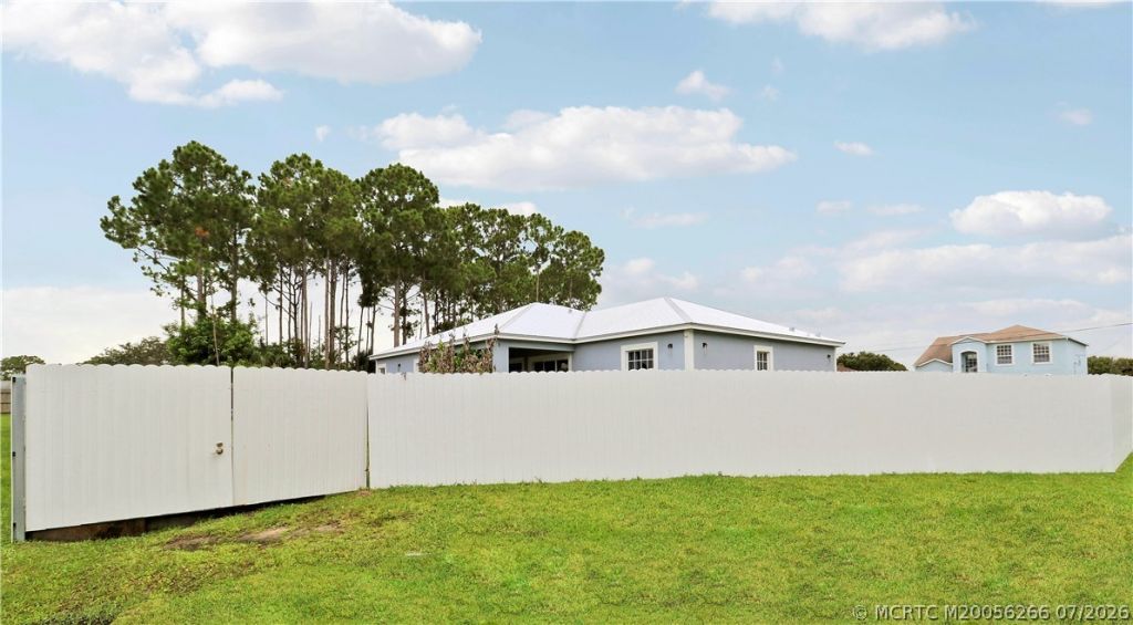6216 NW West Deville Circle, Port Saint Lucie, FL 34986 Photo
