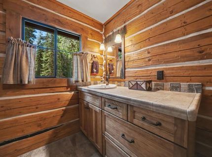 1 Magonigal Rd, Soda Springs, CA 95728 Photo