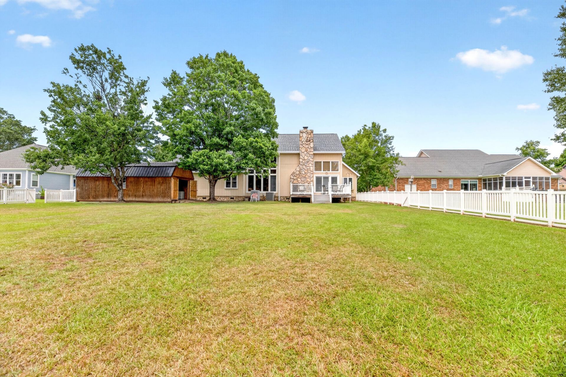 1120 Waters Edge Drive Photo 10