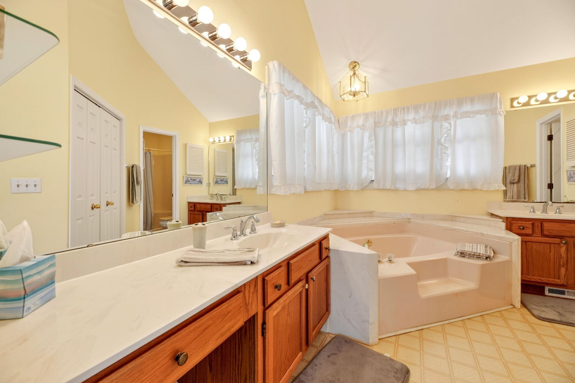 1120 Waters Edge Drive Photo 32