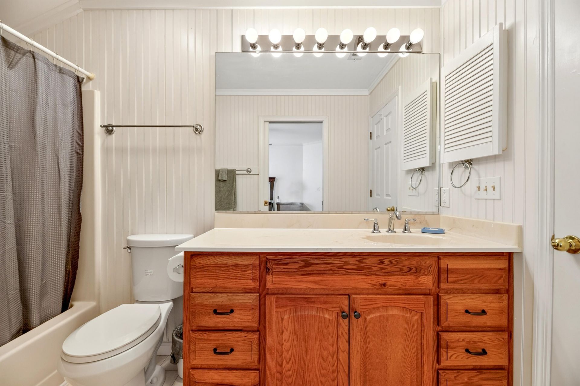 1120 Waters Edge Drive Photo 40
