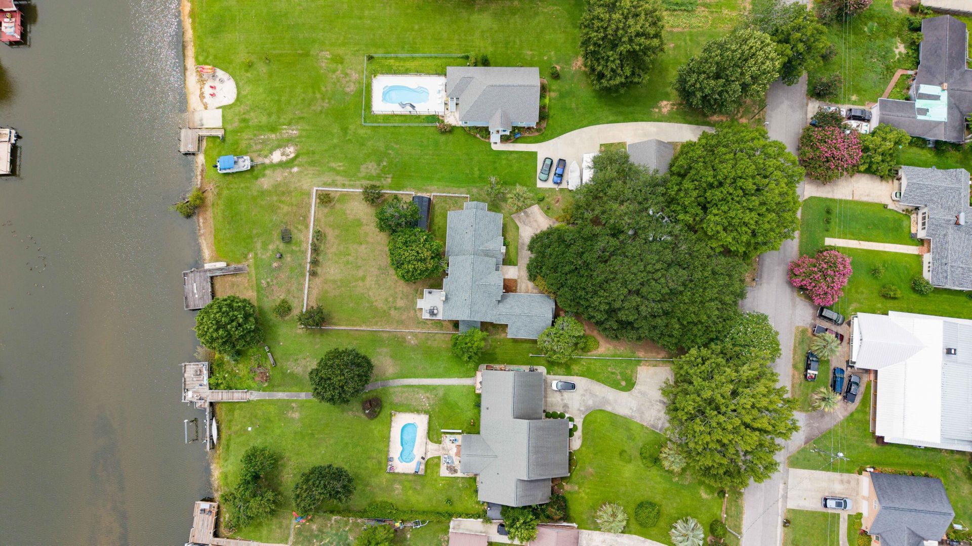 1120 Waters Edge Drive Photo 44