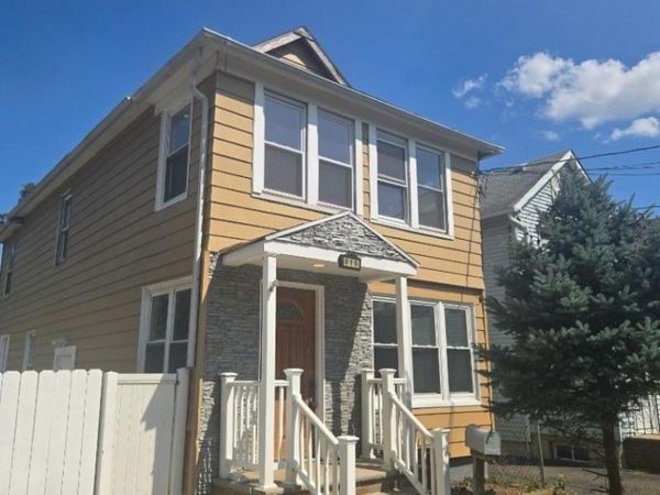 813 George St, Plainfield, NJ 07062