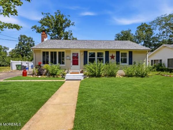 424 Prospect Avenue, Pine Beach, NJ 08741