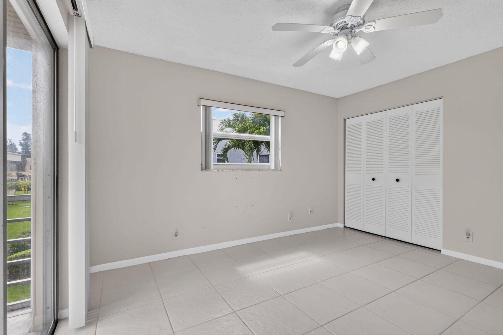40 Burgundy A, Delray Beach, FL 33484 Photo