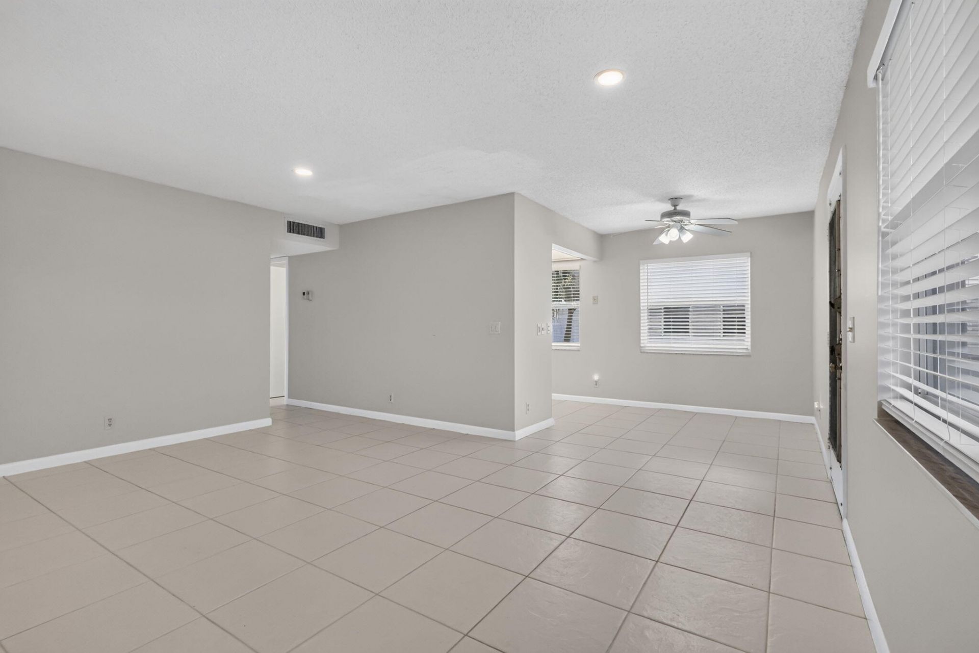 40 Burgundy A, Delray Beach, FL 33484 Photo