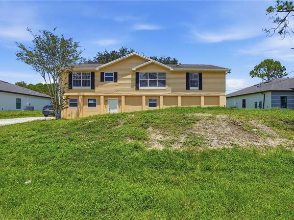 2216 Leda AVE S, LEHIGH ACRES, FL 33973