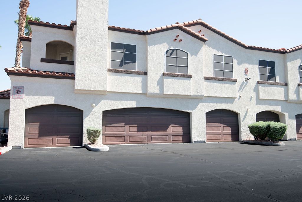 2975 Bluegrass Lane , Henderson, NV 89074