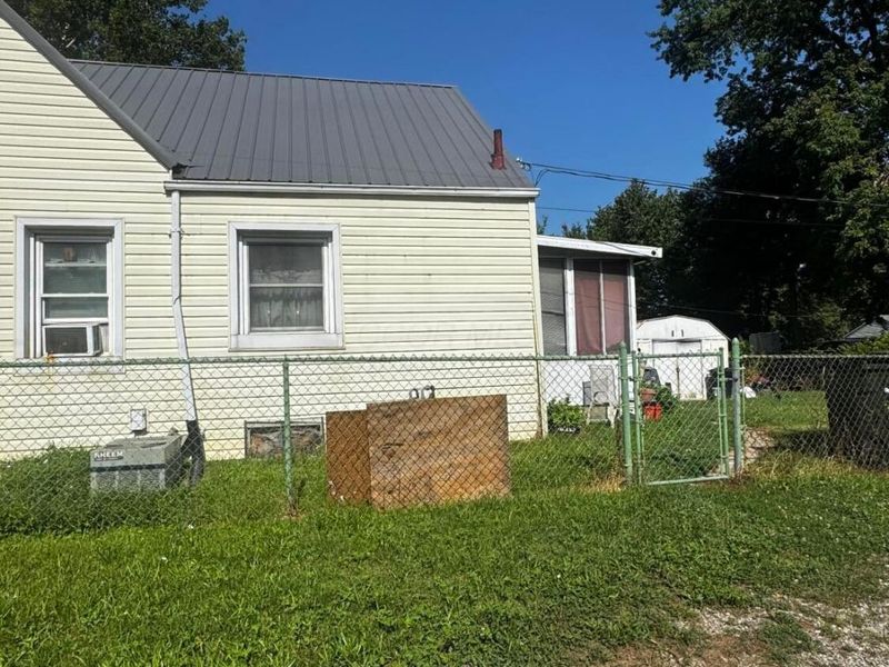 978 E 18th Avenue, Columbus, OH 43211 Photo 5