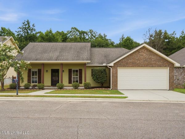 53 Caitlynn Circle, Hattiesburg, MS 39402