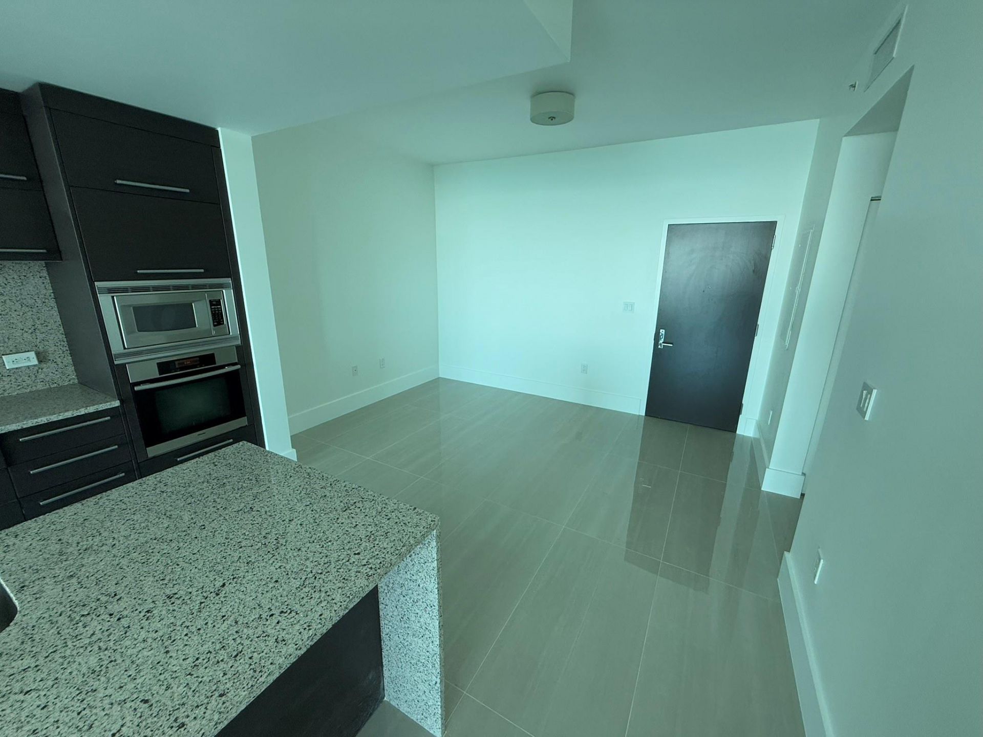 900 Biscayne Boulevard, Unit 2807, Miami, FL 33132 Photo