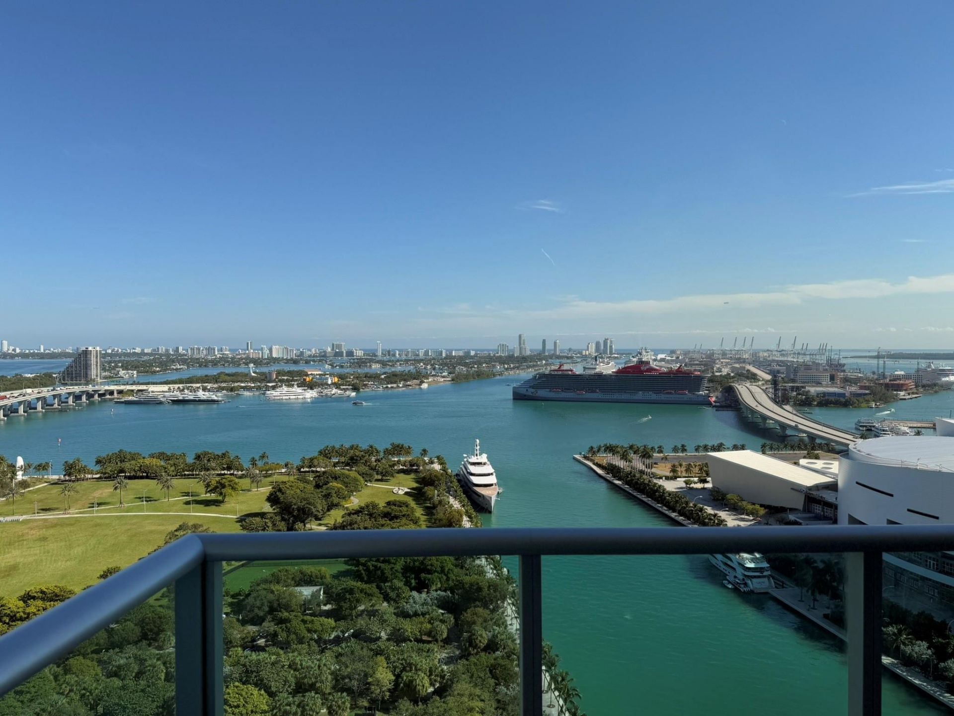 900 Biscayne Boulevard, Unit 2807, Miami, FL 33132 Photo