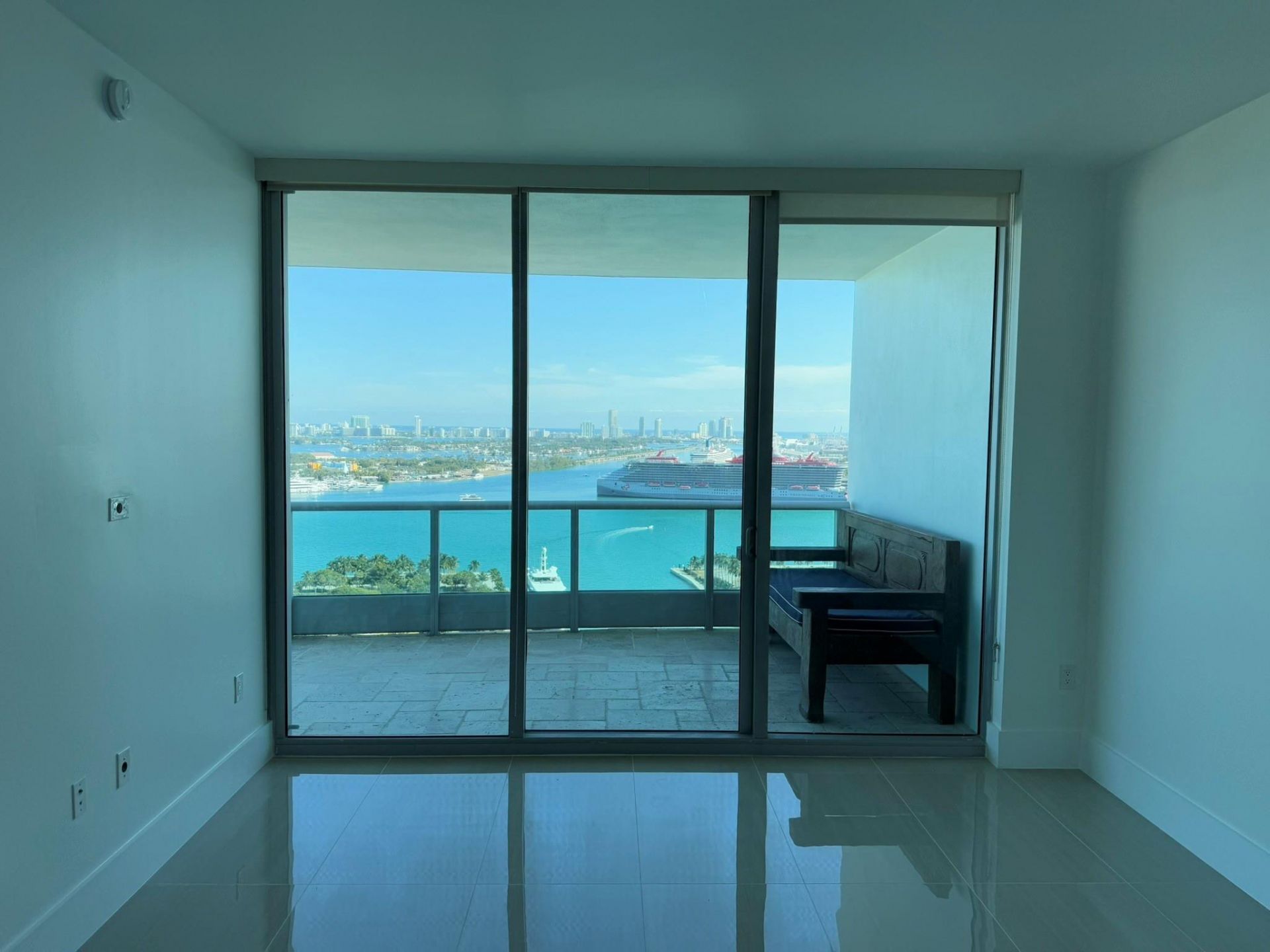900 Biscayne Boulevard, Unit 2807, Miami, FL 33132 Photo