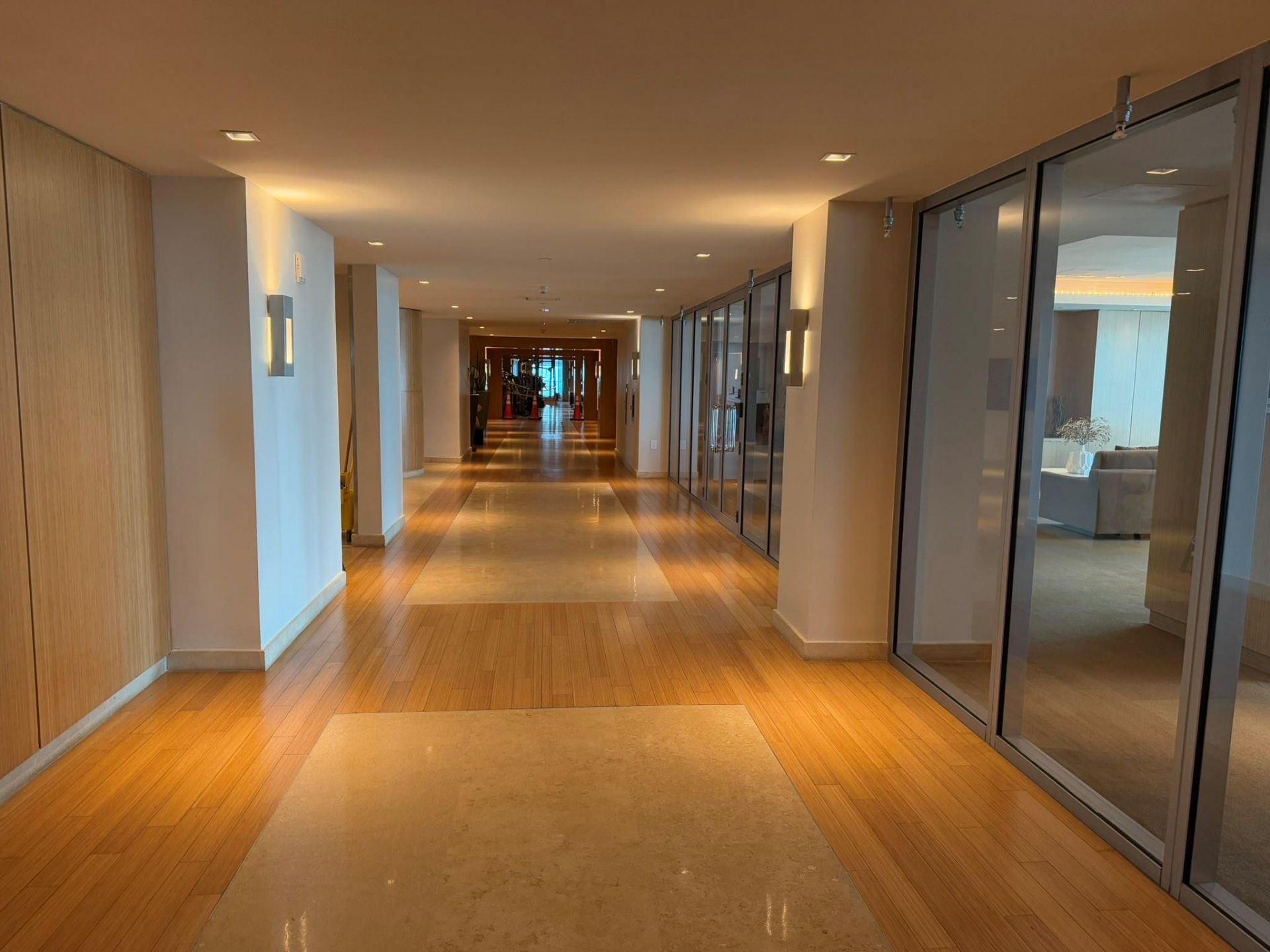 900 Biscayne Boulevard, Unit 2807, Miami, FL 33132 Photo