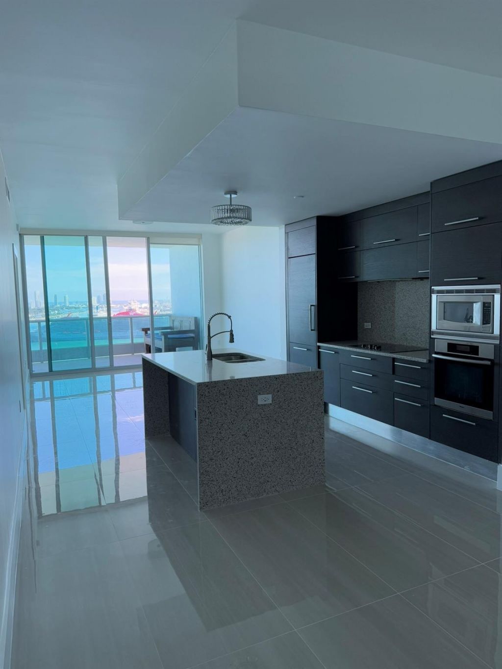 900 Biscayne Boulevard, Unit 2807, Miami, FL 33132 Photo