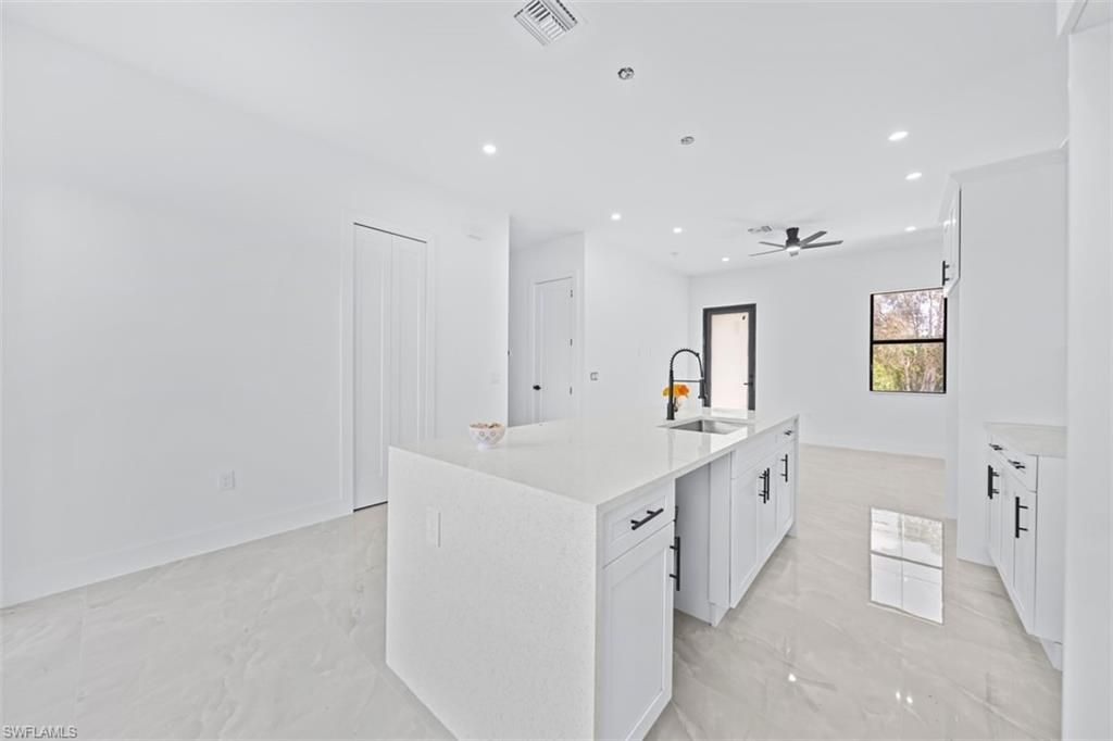 991 Plantation Rd, Lehigh Acres, FL 33974 Photo