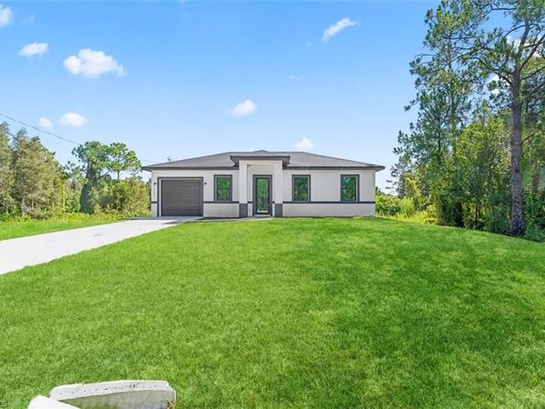 1553 Meadow RD , LEHIGH ACRES, FL 33976