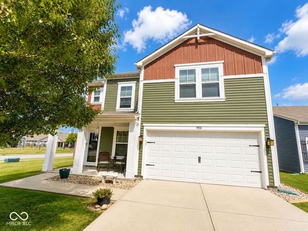902 Olmsted Court , Shelbyville, IN 46176