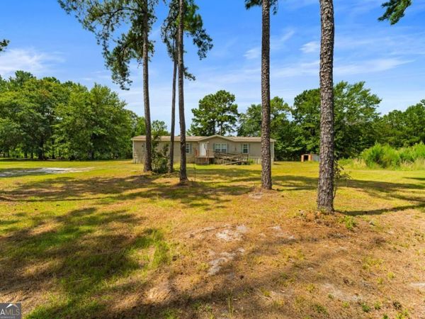 121 Burnt Tree Drive, Guyton, GA 31312