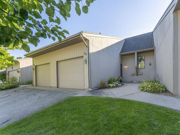2682 Limestone Lane NE, Unit 23, Grand Rapids, MI 49525
