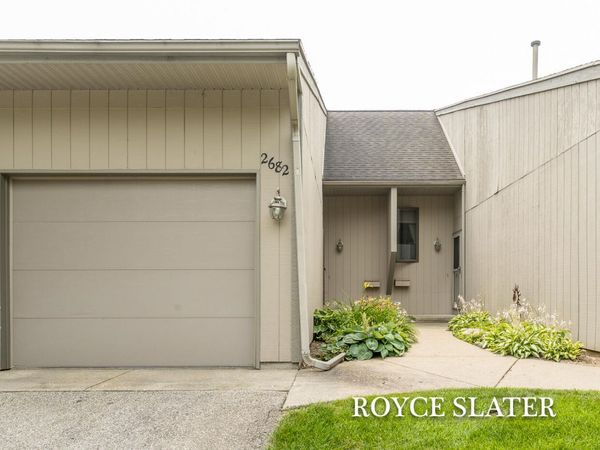 2682 Limestone Lane NE, Unit 23, Grand Rapids, MI 49525