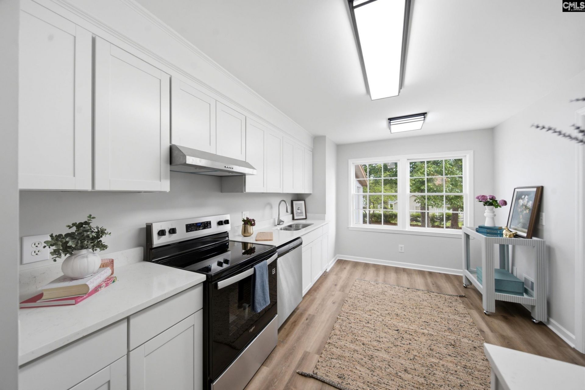 305 Seton Hall Drive  Photo 10