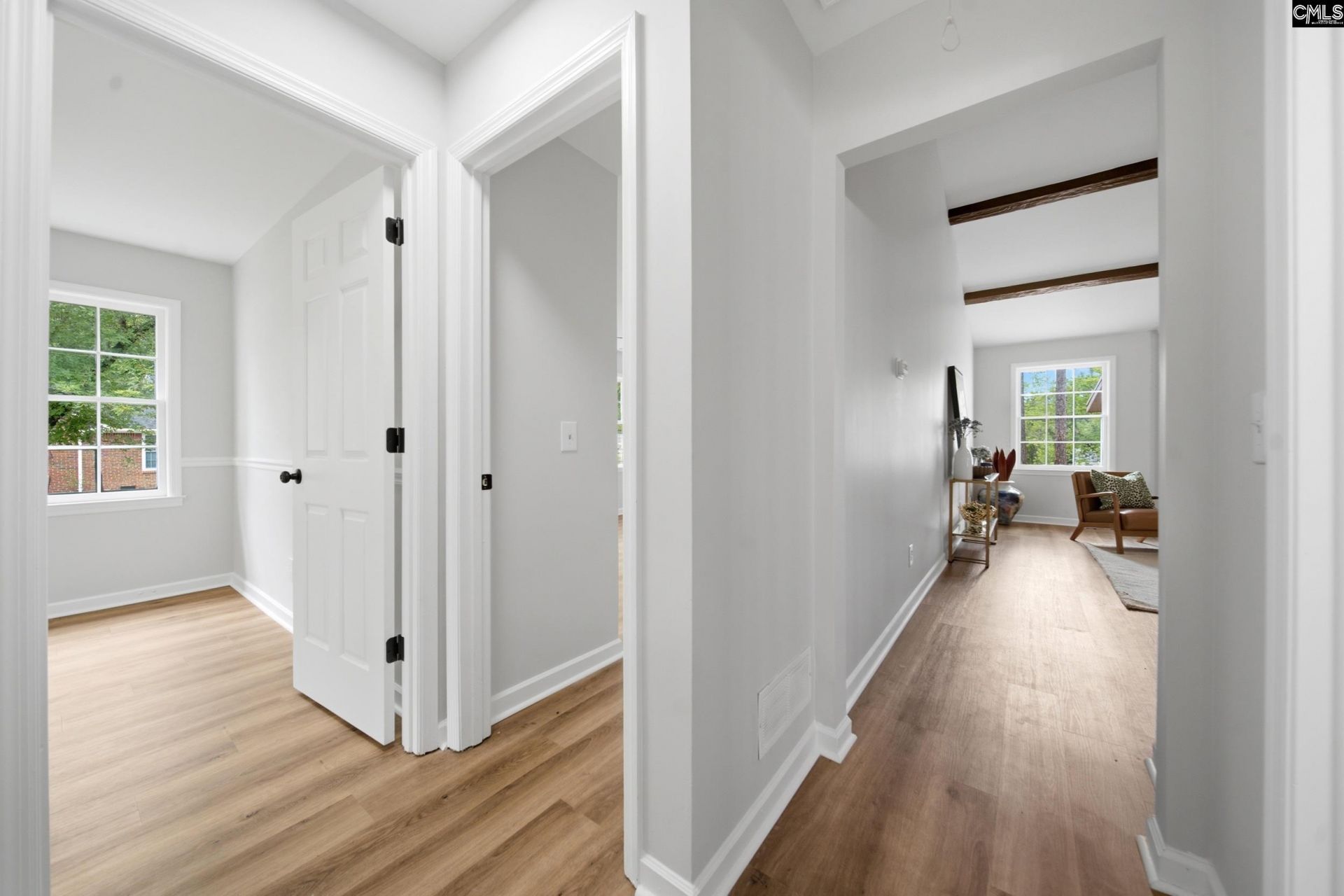 305 Seton Hall Drive  Photo 16