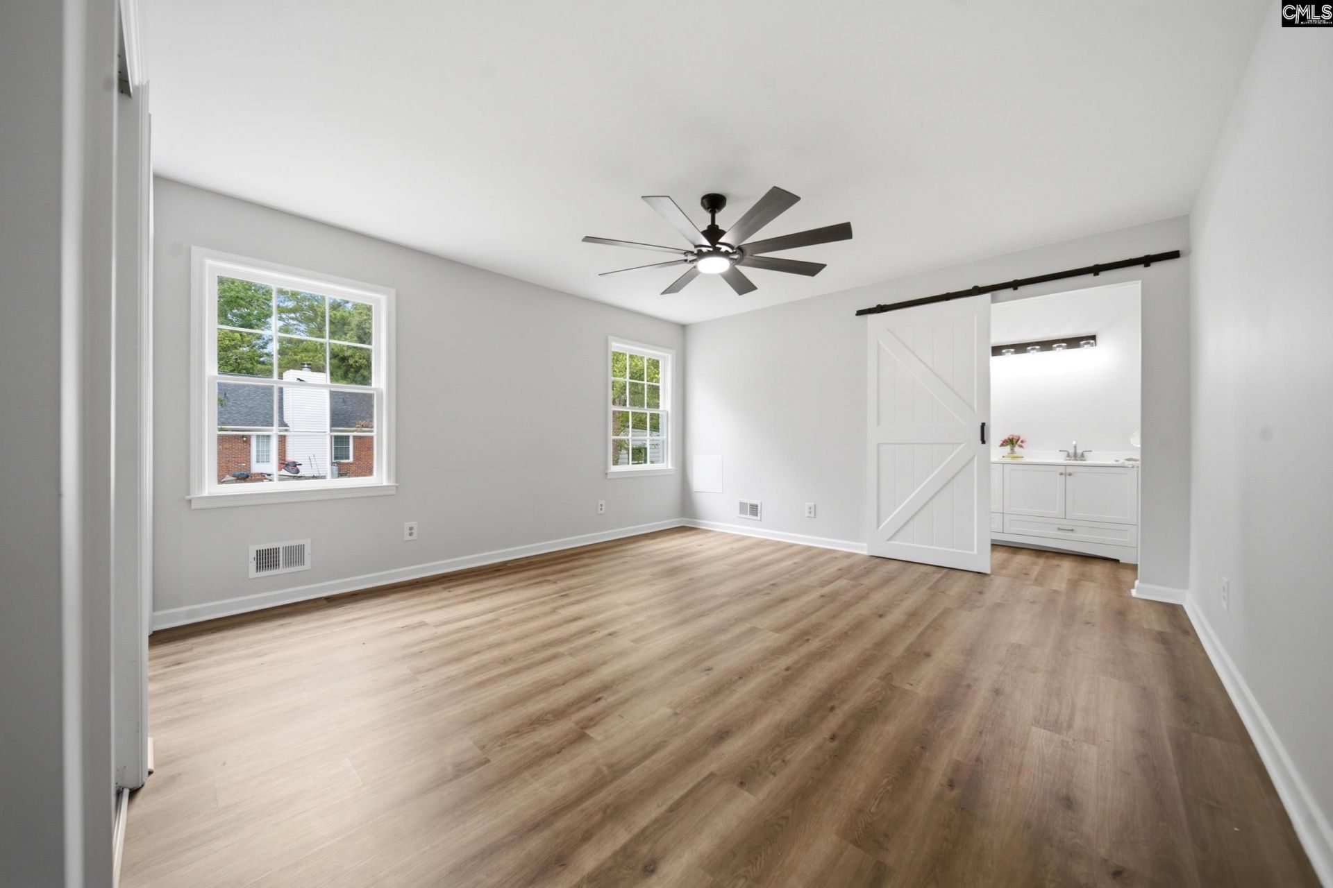305 Seton Hall Drive  Photo 18