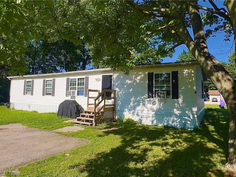 3585 Austin Road, Unit #9, Geneva, OH 44041 Photo 2