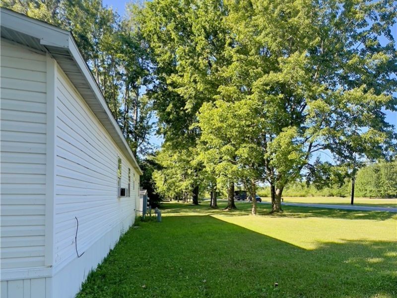 3585 Austin Road, Unit #9, Geneva, OH 44041 Photo 5
