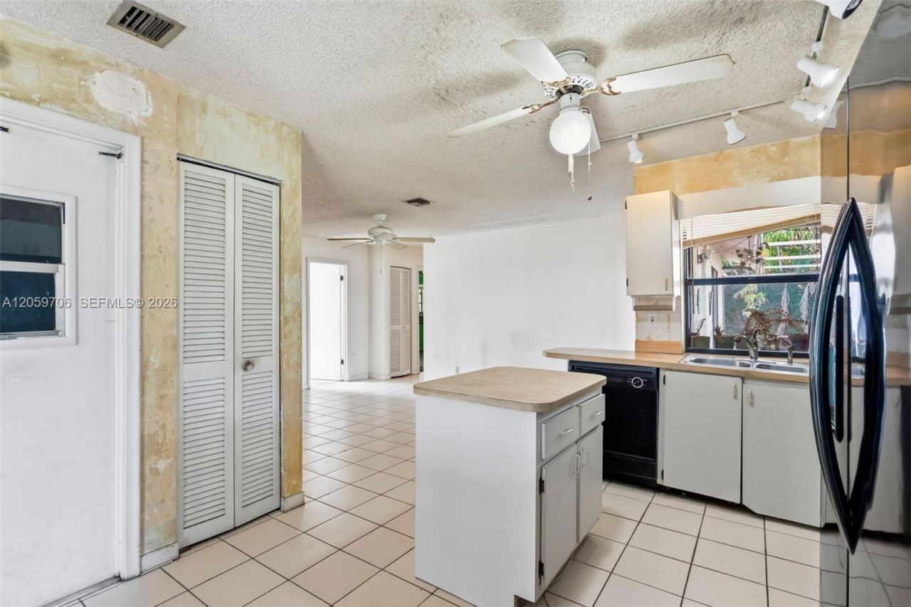 1419 Hummingbird Dr, Delray Beach, FL 33444 Photo