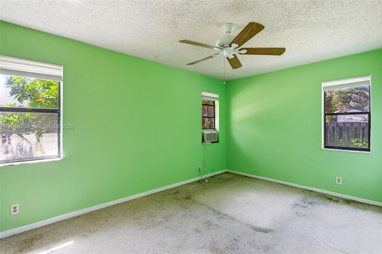 1419 Hummingbird Dr, Delray Beach, FL 33444 Photo