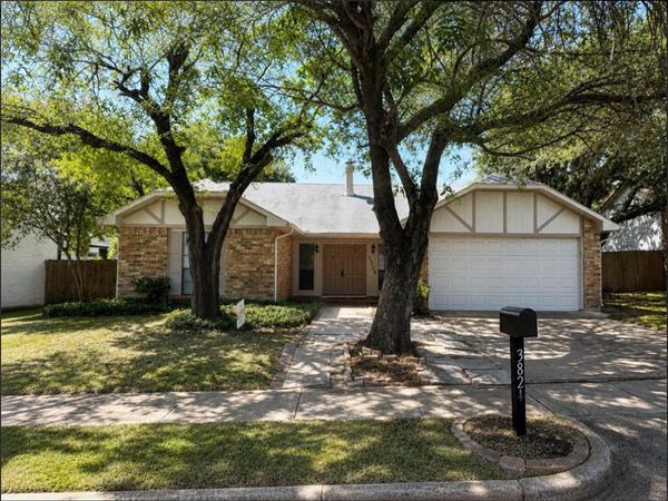 3824 Hackberry Lane, Bedford, TX 76021