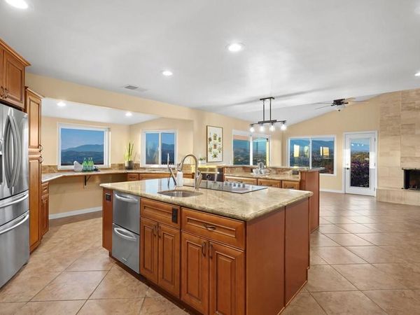 30603 Roadrunner, Valley Center, CA 92082
