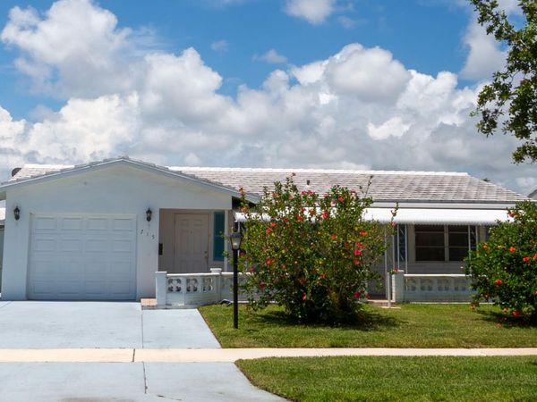 715 SW 18TH Street, Boynton Beach, FL 33426
