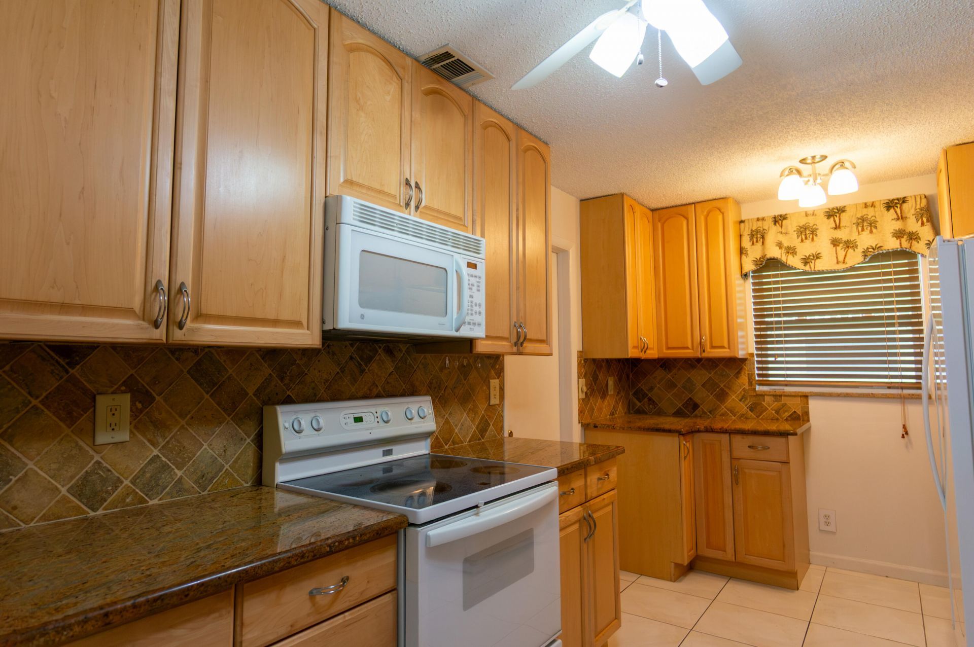 715 SW 18th Street, Boynton Beach, FL 33426 Photo