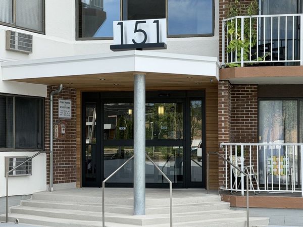 151 Coolidge Ave., Unit 404, Watertown, MA 02472