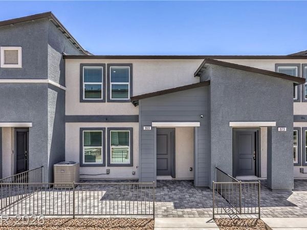 974 Desert Spruce Street , Las Vegas, NV 89107