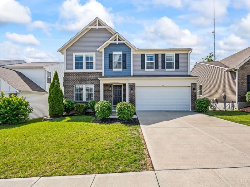 709 Emerald Drive, South Lebanon, OH 45065 Photo 1