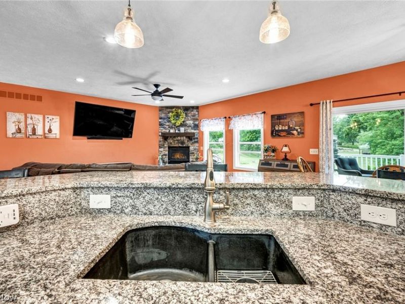 8780 Mapleleaf Drive, Westfield Center, OH 44251 Photo 10