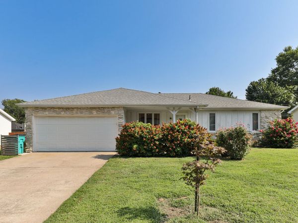 919 W Morningside Street , Springfield, MO 65807
