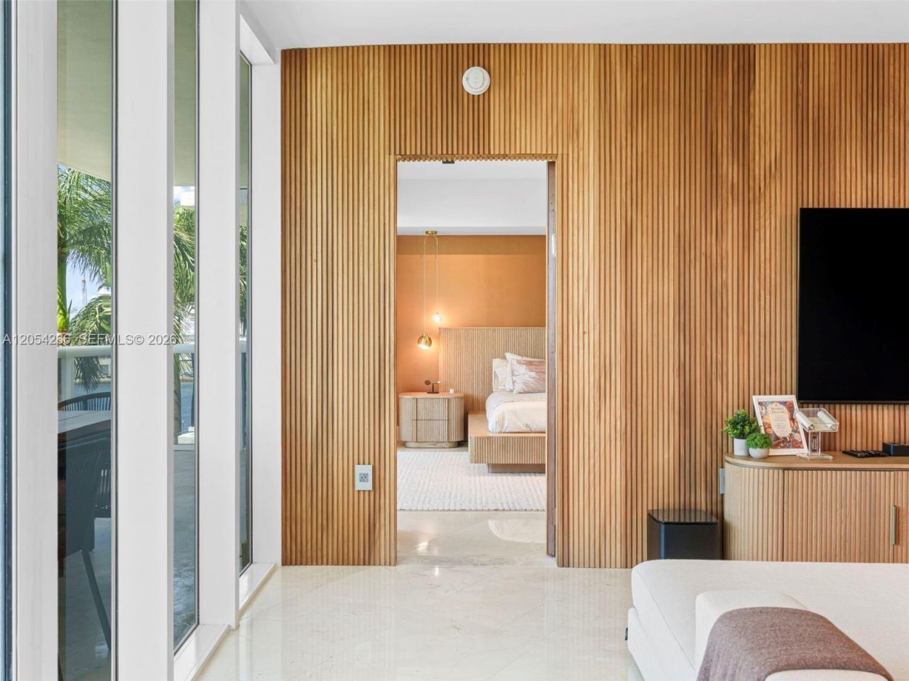400 Alton Rd , Unit 808, Miami Beach, FL 33139 Photo