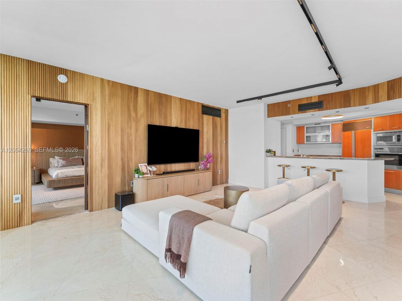 400 Alton Rd , Unit 808, Miami Beach, FL 33139 Photo