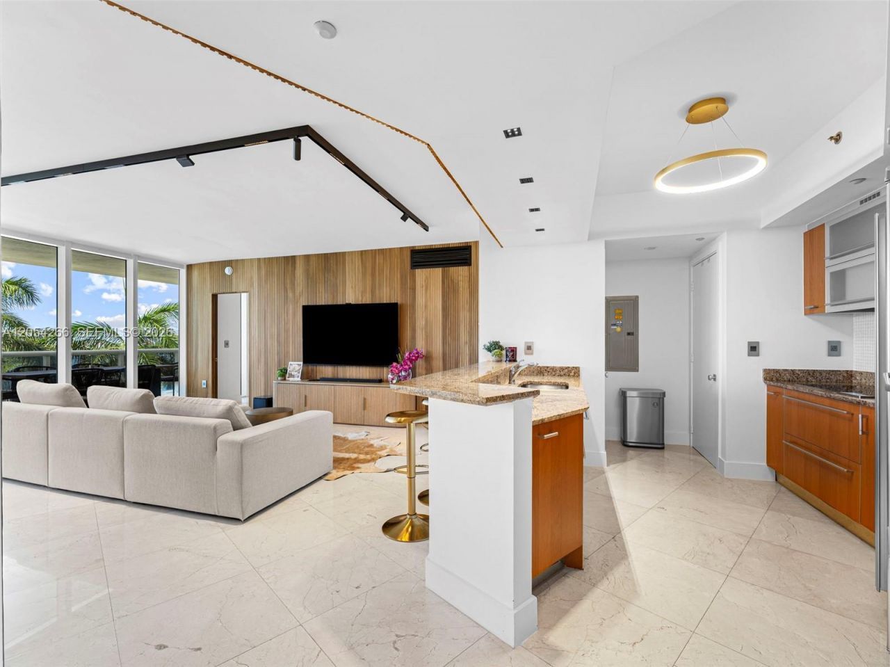 400 Alton Rd , Unit 808, Miami Beach, FL 33139 Photo
