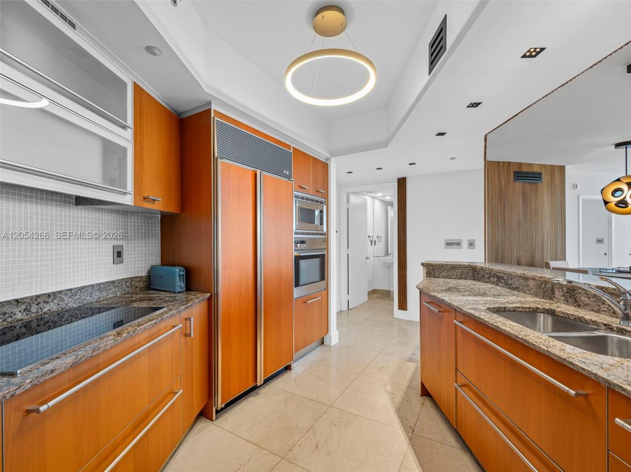 400 Alton Rd , Unit 808, Miami Beach, FL 33139 Photo