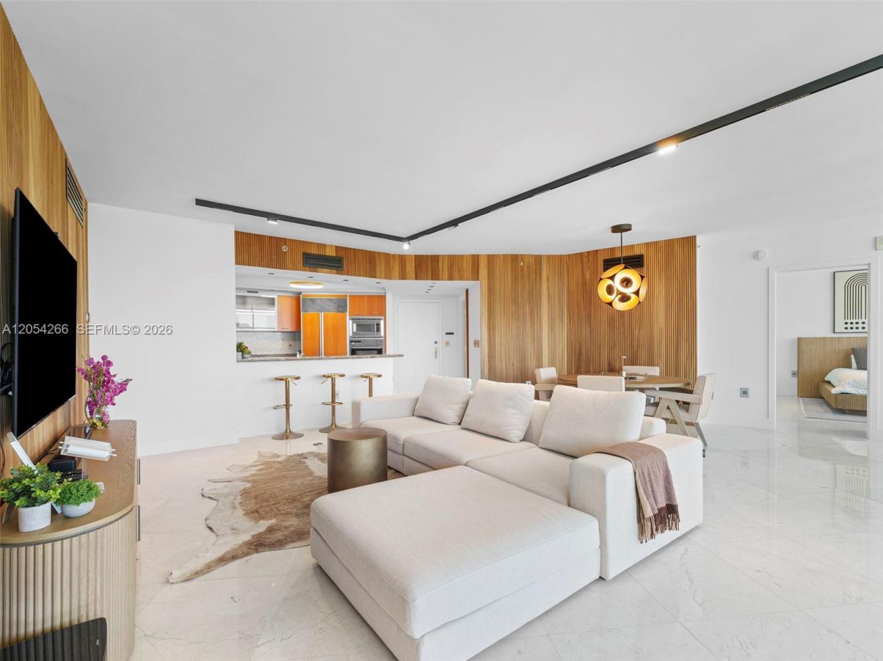 400 Alton Rd , Unit 808, Miami Beach, FL 33139 Photo